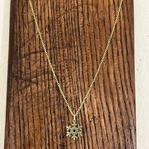 18k gold plated snowflake necklace